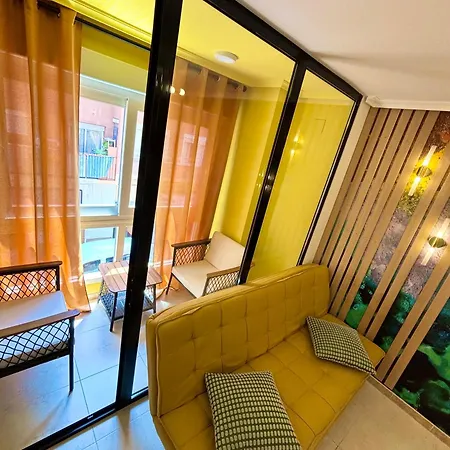 Apartament Parking & Patio, Design Centro Alicante