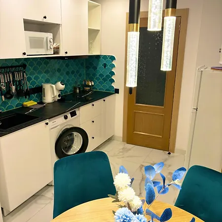 Apartament Parking & Patio, Design Centro *